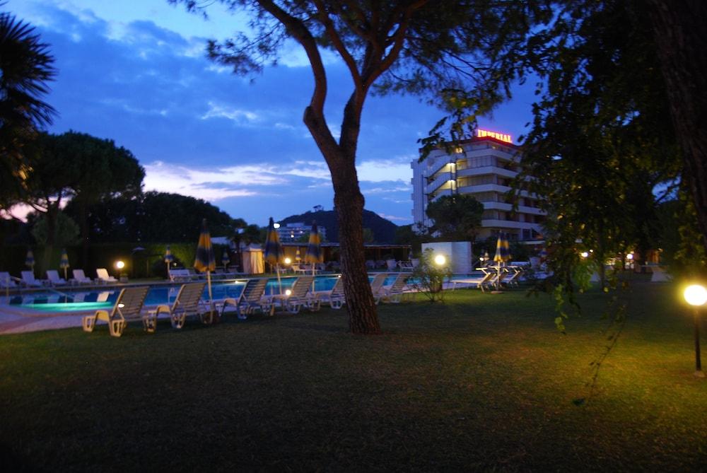 Hotel Terme Imperial Montegrotto Terme Exterior foto